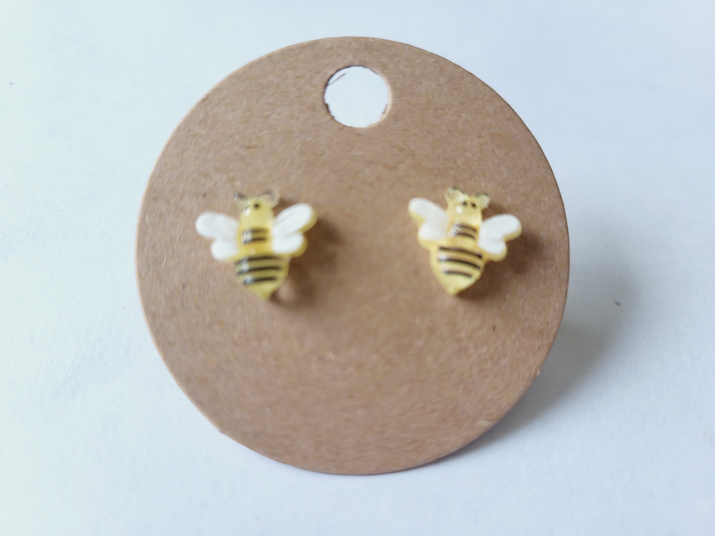 Boucle d'oreille abeille
