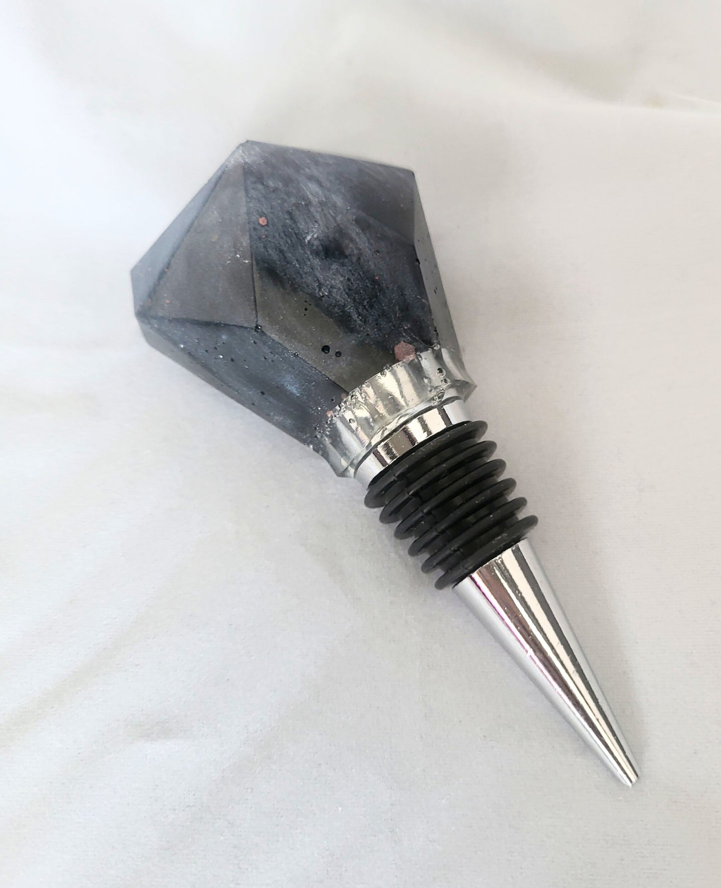 Bouchon de vin artisanal en résine – fait main au Québec | Maman Créations